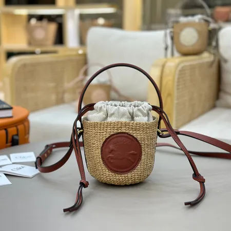 クロエ ハンドバッグ