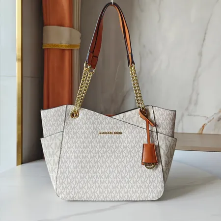 マイケルコース ハンドバッグ