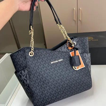 マイケルコース ハンドバッグ