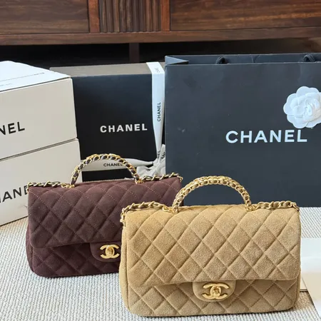 シャネル ハンドバッグ