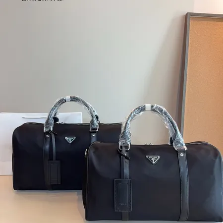 プラダ ハンドバッグ