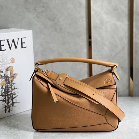 ロエベ ハンドバッグ