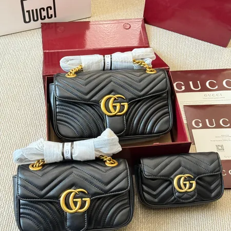 グッチ ショルダーバッグ