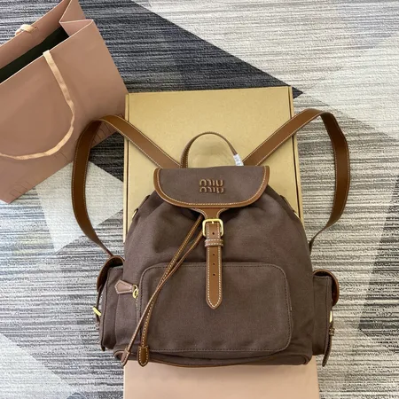 ミュウミュウ リュックサック