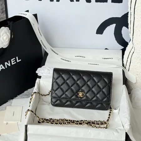 シャネル ショルダーバッグ
