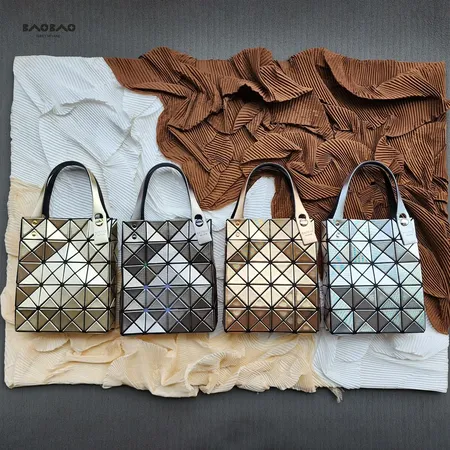 イッセイ ミヤケ ハンドバッグ