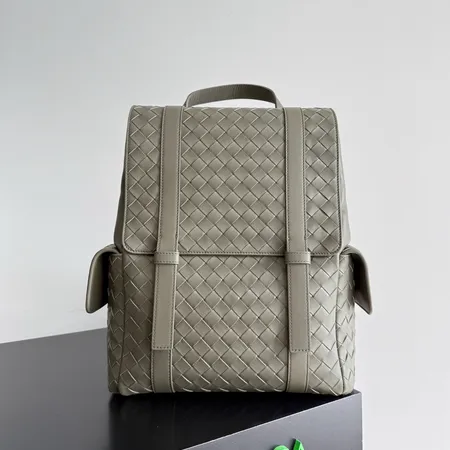 ボッテガ ヴェネタ リュックサック