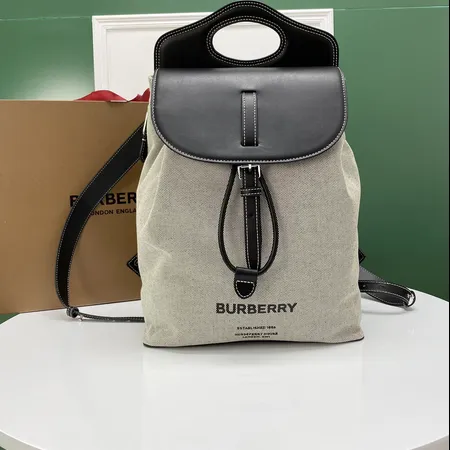 バーバリー ス リュックサック