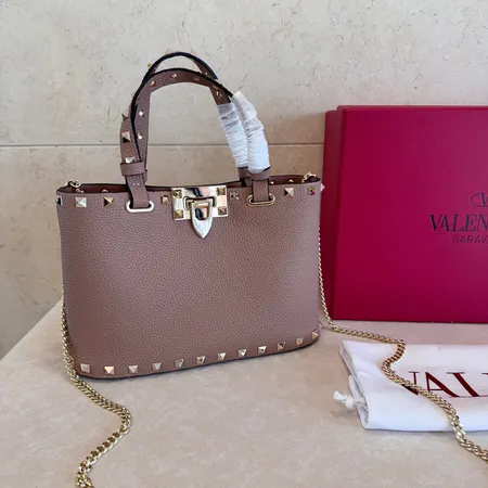 ヴァレンティノ ハンドバッグ