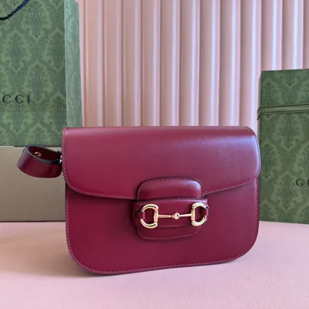 グッチ ショルダーバッグ