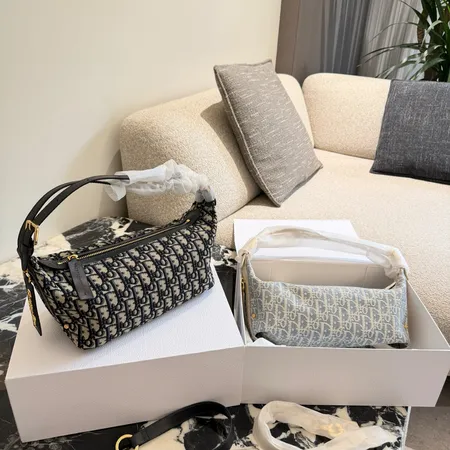 ロエベ ショルダーバッグ