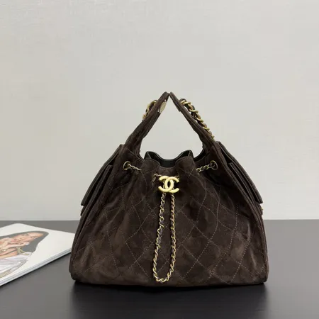 シャネル ハンドバッグ