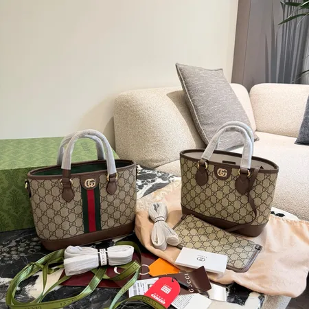 グッチ ショルダーバッグ