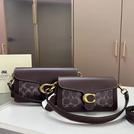 コーチ ハンドバッグ