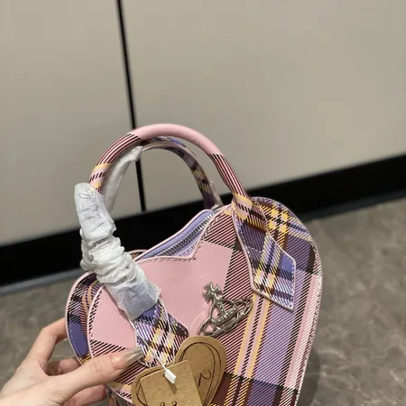 ヴィヴィアン・ウエストウッド ハンドバッグ