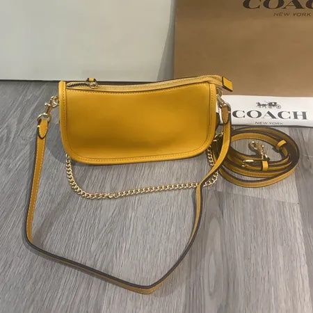 フェンディ ショルダーバッグ