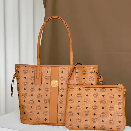 エムシーエム ハンドバッグ