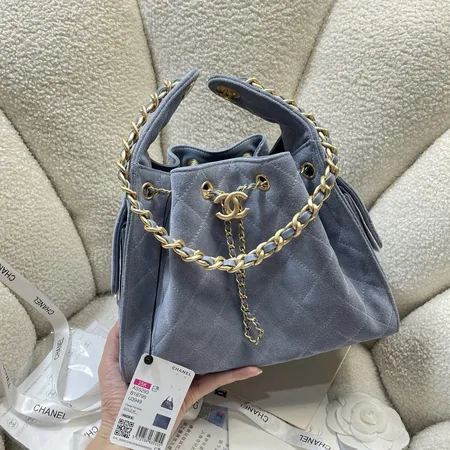 シャネル ショルダーバッグ