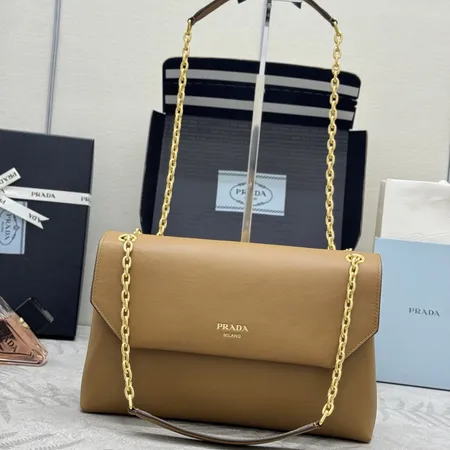 バーバリー ス ショルダーバッグ