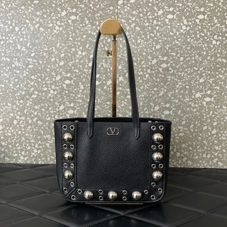 ヴァレンティノ ハンドバッグ