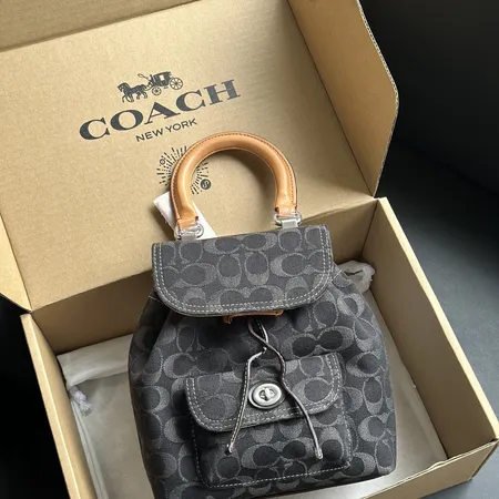 コーチ リュックサック