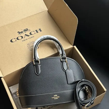 コーチ ハンドバッグ