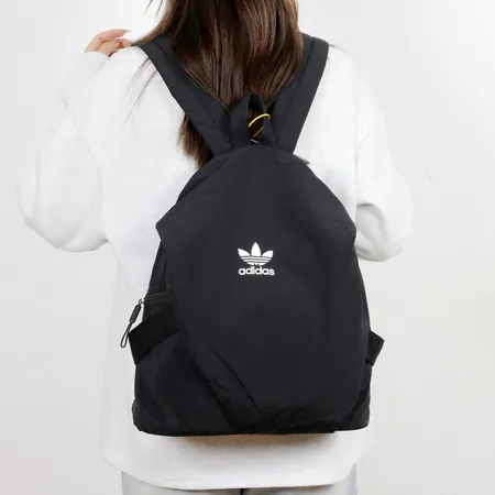 アディダス リュックサック