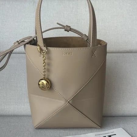 ロエベ ハンドバッグ