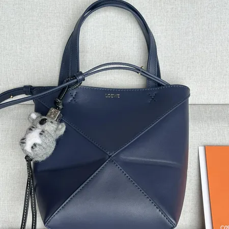 ロエベ ハンドバッグ