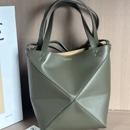 ロエベ ハンドバッグ