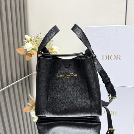 ディオール ショルダーバッグ