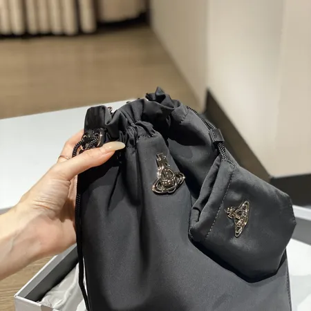 ヴィヴィアン・ウエストウッド ハンドバッグ