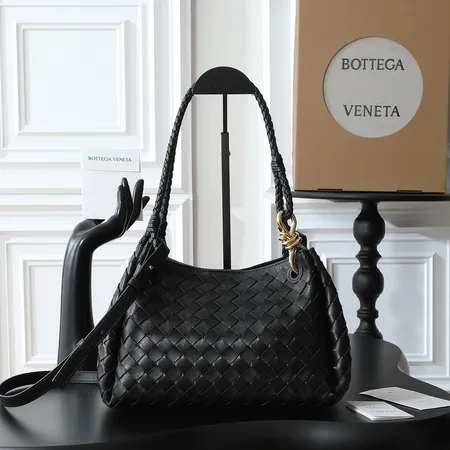 ボッテガ ヴェネタ ショルダーバッグ