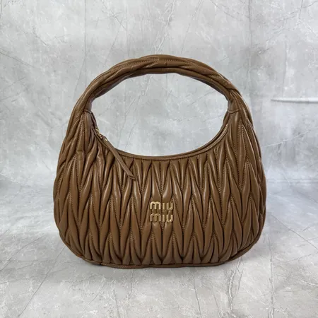 モスキーノ ハンドバッグ