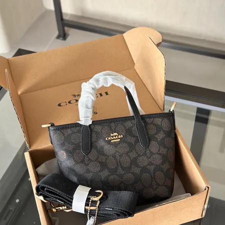 フェンディ ショルダーバッグ