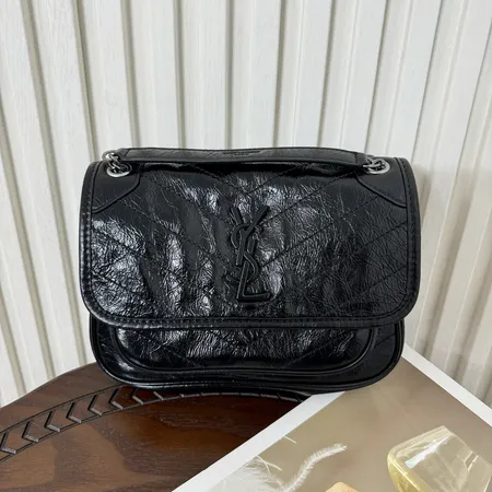 イブサンローラン ショルダーバッグ