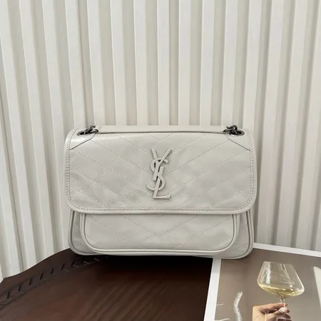 イブサンローラン ショルダーバッグ