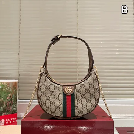 グッチ ショルダーバッグ