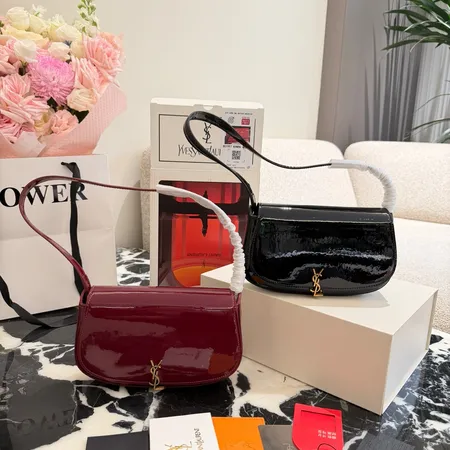 プラダ ショルダーバッグ