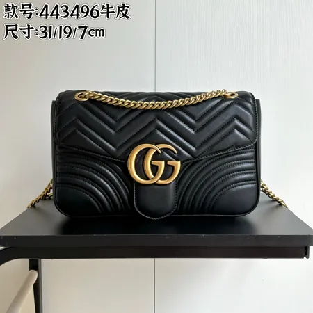 グッチ ショルダーバッグ