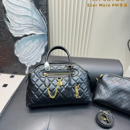 シャネル ハンドバッグ