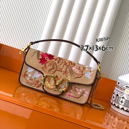 ヴァレンティノ ハンドバッグ