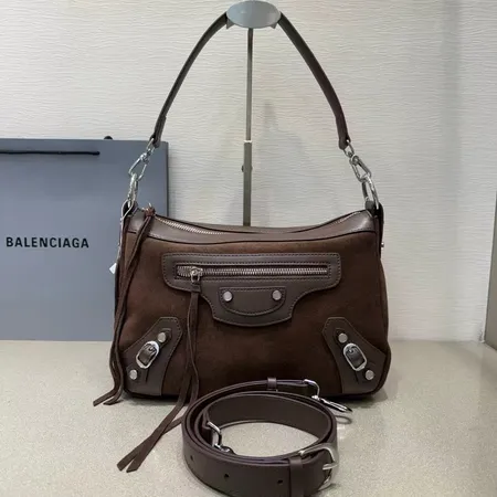 バレンシアガ ショルダーバッグ