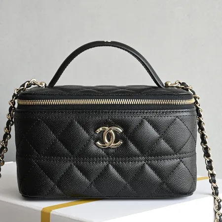 シャネル ハンドバッグ