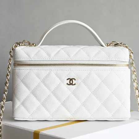 シャネル ハンドバッグ