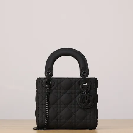 ディオール ハンドバッグ