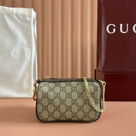 グッチ ハンドバッグ