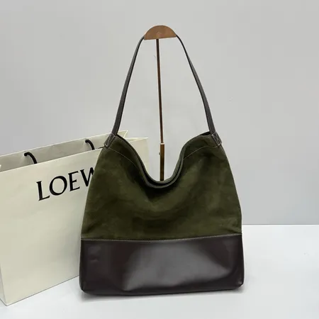 ロエベ ショルダーバッグ