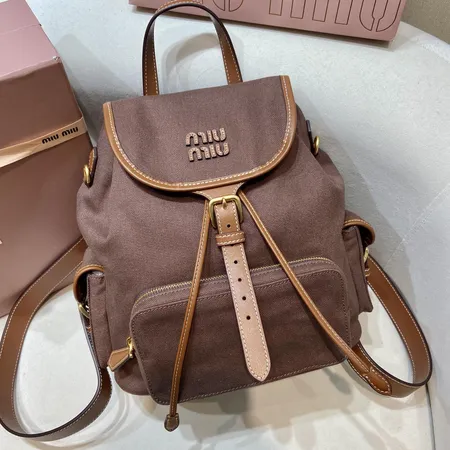 ミュウミュウ リュックサック