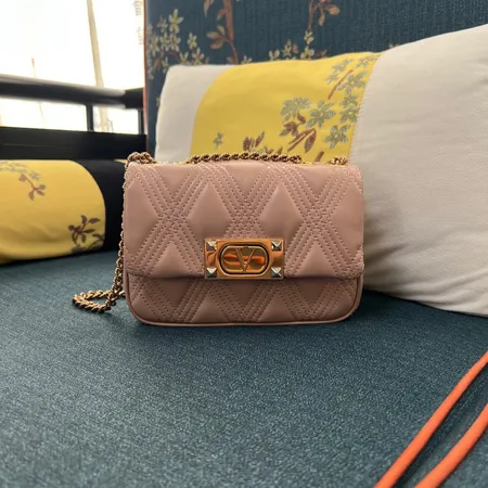 ヴァレンティノ ハンドバッグ